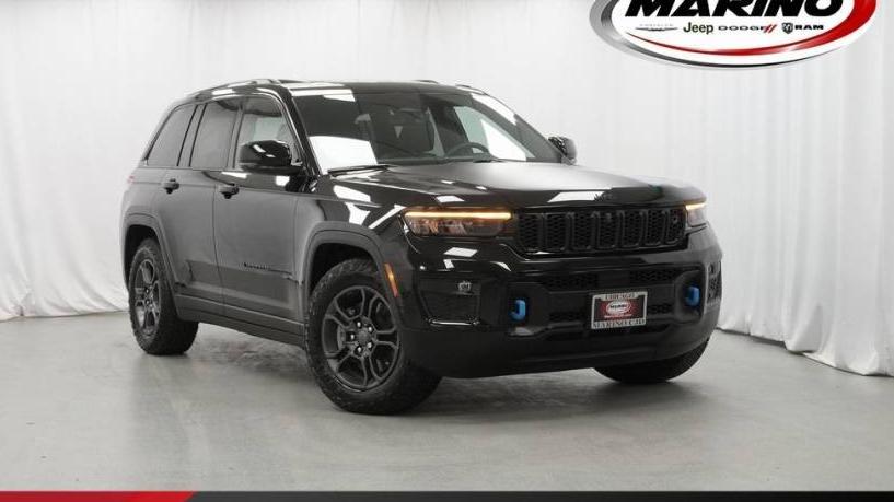 JEEP GRAND CHEROKEE 2023 1C4RJYC62P8904057 image